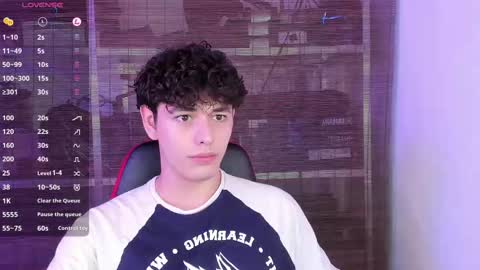 Snapshot of xhans17 chatting on 02/26/25, 08:26 xhan online show from 02/26/25, 08:26