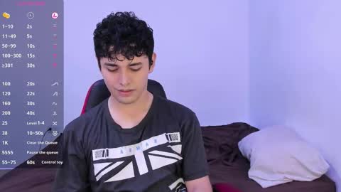 Snapshot of xhans17 chatting on 10/27/25, 07:12 xhan online show from 10/27/25, 07:12