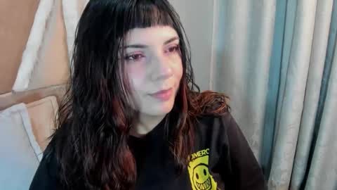 Snapshot of xhinata_hyugaxx chatting on 09/30/25, 11:32 hinata  online show from 09/30/25, 11:32