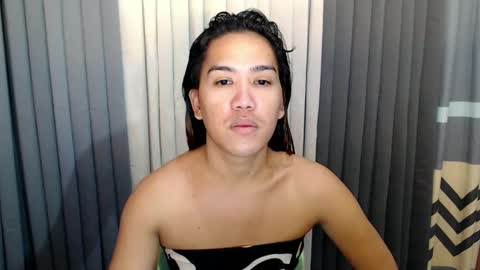 Snapshot of xhugejerkingtransx chatting on 01/31/25, 04:14 GWEN THOMPSON ....... online show from 01/31/25, 04:14
