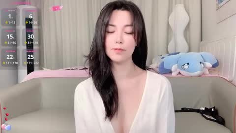 Snapshot of xi_ethel chatting on 12/28/24, 01:38 XI online show from 12/28/24, 01:38