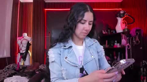 XiaQueen   I M online show from 11/01/25, 08:22