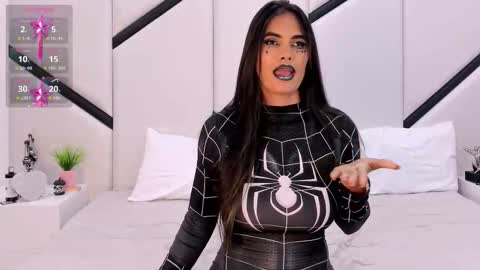 ximenacosta online show from 10/31/25, 07:04