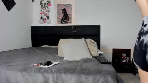 ximtia online show from 12/04/24, 01:20