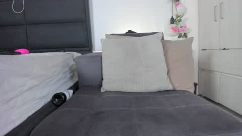 ximtia online show from 01/28/25, 06:49