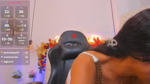 Snapshot of xiomara_cortes chatting on 12/22/24, 01:23 xiomara_cortes online show from 12/22/24, 01:23