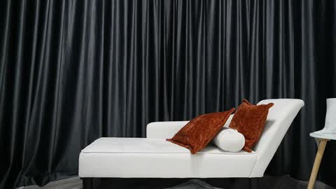 Julia online show from 10/07/25, 06:27