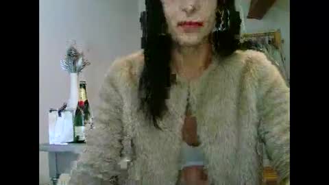 Snapshot of xlecram chatting on 10/31/25, 10:49 Wendy online show from 10/31/25, 10:49