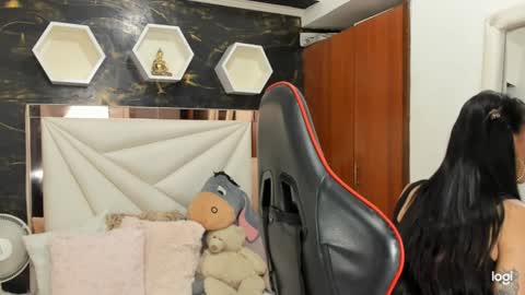 Ximena online show from 01/03/25, 04:11