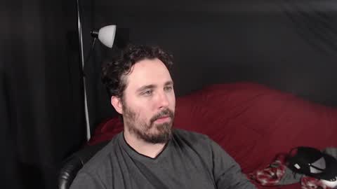 Snapshot of xmetalstudx chatting on 12/16/24, 02:57 MetalstudMaster online show from 12/16/24, 02:57