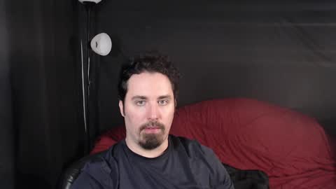 Snapshot of xmetalstudx chatting on 01/15/25, 03:11 MetalstudMaster online show from 01/15/25, 03:11