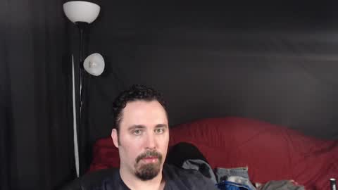 Snapshot of xmetalstudx chatting on 01/28/25, 03:46 MetalstudMaster online show from 01/28/25, 03:46