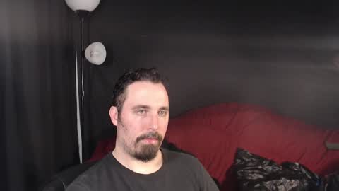 Snapshot of xmetalstudx chatting on 02/07/25, 03:23 MetalstudMaster online show from 02/07/25, 03:23