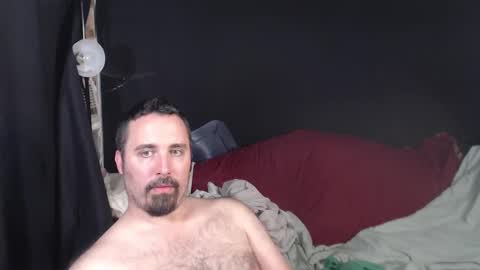 Snapshot of xmetalstudx chatting on 10/07/25, 01:47 MetalstudMaster online show from 10/07/25, 01:47