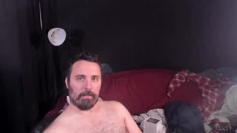 Snapshot of xmetalstudx chatting on 11/02/25, 02:36 MetalstudMaster online show from 11/02/25, 02:36