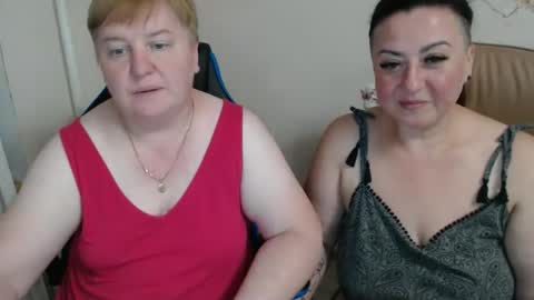 Snapshot of xmollyjanex chatting on 09/11/25, 07:14 XMollyJaneX online show from 09/11/25, 07:14