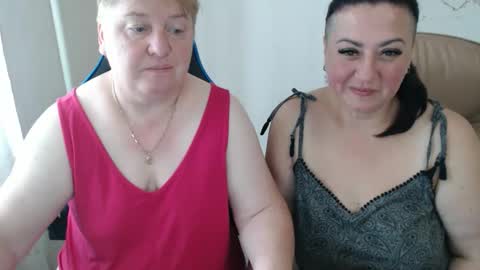 Snapshot of xmollyjanex chatting on 09/12/25, 07:19 XMollyJaneX online show from 09/12/25, 07:19