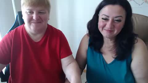 Snapshot of xmollyjanex chatting on 09/18/25, 07:10 XMollyJaneX online show from 09/18/25, 07:10