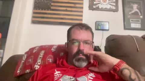 Snapshot of xmountainx chatting on 12/02/24, 08:41 Mountain online show from 12/02/24, 08:41