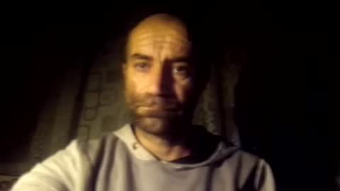 Snapshot of xploid1982 chatting on 12/25/24, 01:20 xploid1982 online show from 12/25/24, 01:20