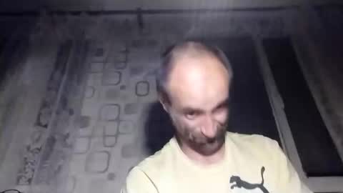 Snapshot of xploid1982 chatting on 09/18/25, 12:23 xploid1982 online show from 09/18/25, 12:23