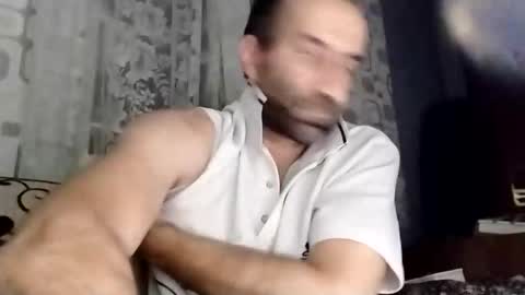 Snapshot of xploid1982 chatting on 10/11/25, 10:08 xploid1982 online show from 10/11/25, 10:08