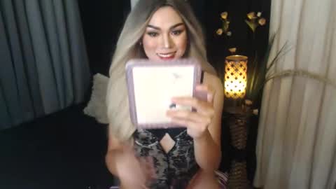 Sundae online show from 09/19/25, 08:42