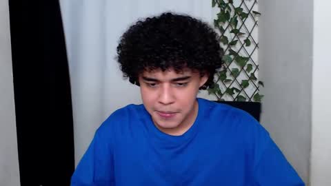 Snapshot of xtranherr chatting on 01/28/25, 02:11 xtranherr online show from 01/28/25, 02:11