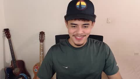 Snapshot of xtranherr chatting on 10/20/25, 04:24 xtranherr online show from 10/20/25, 04:24