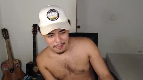 Snapshot of xtranherr chatting on 10/22/25, 01:28 xtranherr online show from 10/22/25, 01:28