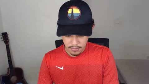 Snapshot of xtranherr chatting on 10/31/25, 02:34 xtranherr online show from 10/31/25, 02:34