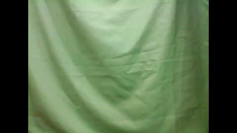 Mariel online show from 12/17/24, 10:55