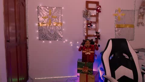 Snapshot of xx_x_mg chatting on 01/03/25, 07:18 Jacky online show from 01/03/25, 07:18