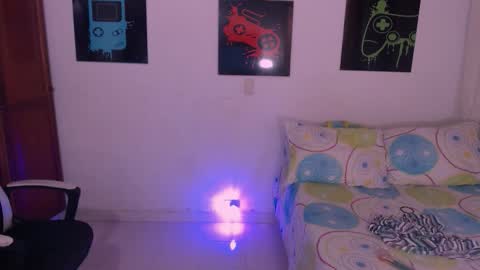 Snapshot of xx_x_mg chatting on 09/25/25, 06:00 Jacky online show from 09/25/25, 06:00