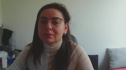 beyota online show from 10/21/25, 08:42