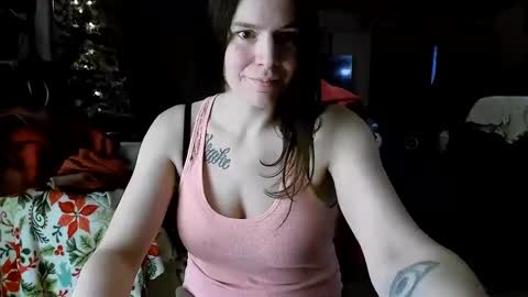 Snapshot of xxdana chatting on 12/17/24, 10:22 Deezy online show from 12/17/24, 10:22