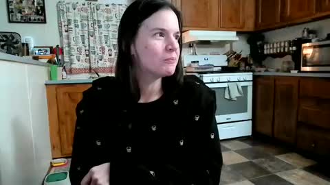 Snapshot of xxdana chatting on 01/06/25, 03:42 Deezy online show from 01/06/25, 03:42