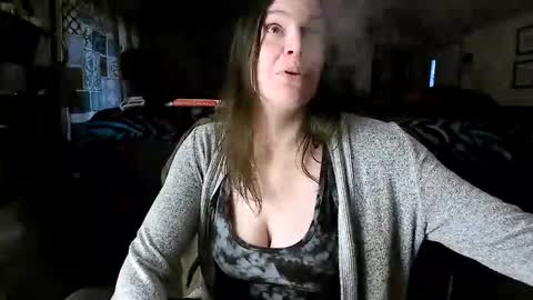 Snapshot of xxdana chatting on 02/08/25, 10:51 Deezy online show from 02/08/25, 10:51