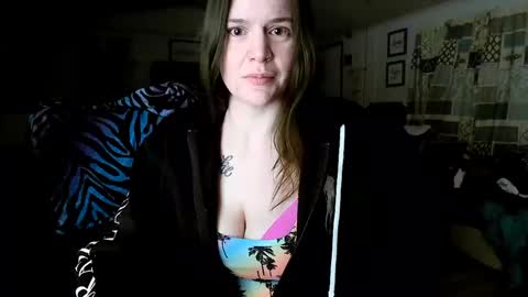 Snapshot of xxdana chatting on 03/06/25, 12:32 Deezy online show from 03/06/25, 12:32