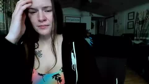 Snapshot of xxdana chatting on 03/06/25, 04:08 Deezy online show from 03/06/25, 04:08