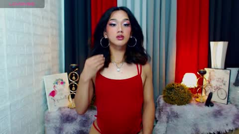 Snapshot of xxgoddessofsatisfactionxx chatting on 02/28/25, 11:58 Sophie online show from 02/28/25, 11:58