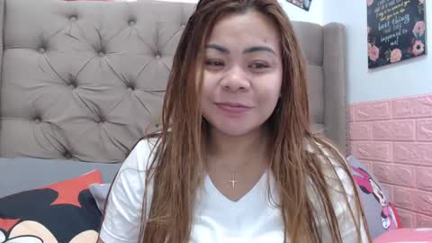 Snapshot of xxkryzelxx chatting on 01/16/25, 06:03 Dhel online show from 01/16/25, 06:03