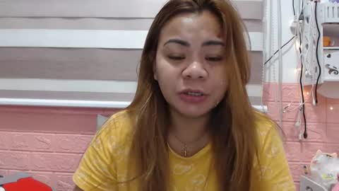 Snapshot of xxkryzelxx chatting on 01/16/25, 08:46 Dhel online show from 01/16/25, 08:46