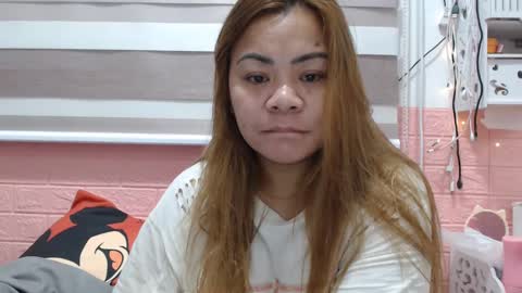 Snapshot of xxkryzelxx chatting on 01/17/25, 08:55 Dhel online show from 01/17/25, 08:55