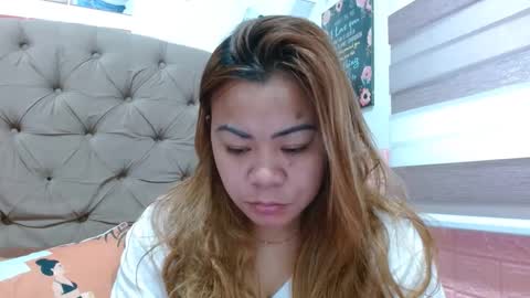 Snapshot of xxkryzelxx chatting on 03/05/25, 10:21 Dhel online show from 03/05/25, 10:21