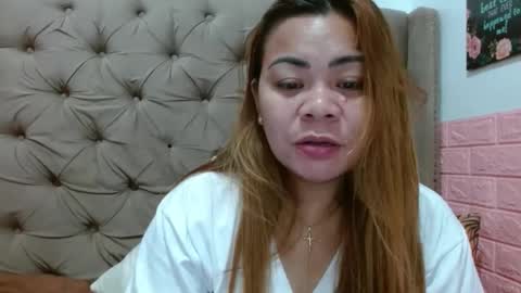 Snapshot of xxkryzelxx chatting on 03/12/25, 05:49 Dhel online show from 03/12/25, 05:49