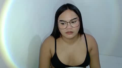 Snapshot of xxkylie_smithxx chatting on 09/10/25, 11:54 Kylie Smith online show from 09/10/25, 11:54