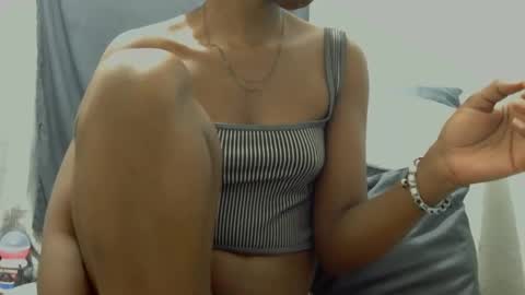 Snapshot of xxsexytalia28 chatting on 02/16/25, 05:04 xxsexytalia28 online show from 02/16/25, 05:04