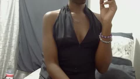 Snapshot of xxsexytalia28 chatting on 02/24/25, 06:47 xxsexytalia28 online show from 02/24/25, 06:47