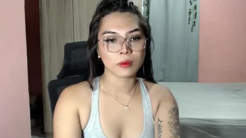 Snapshot of xxstunningmichxx chatting on 09/15/25, 06:02 xxstunningmichxx online show from 09/15/25, 06:02